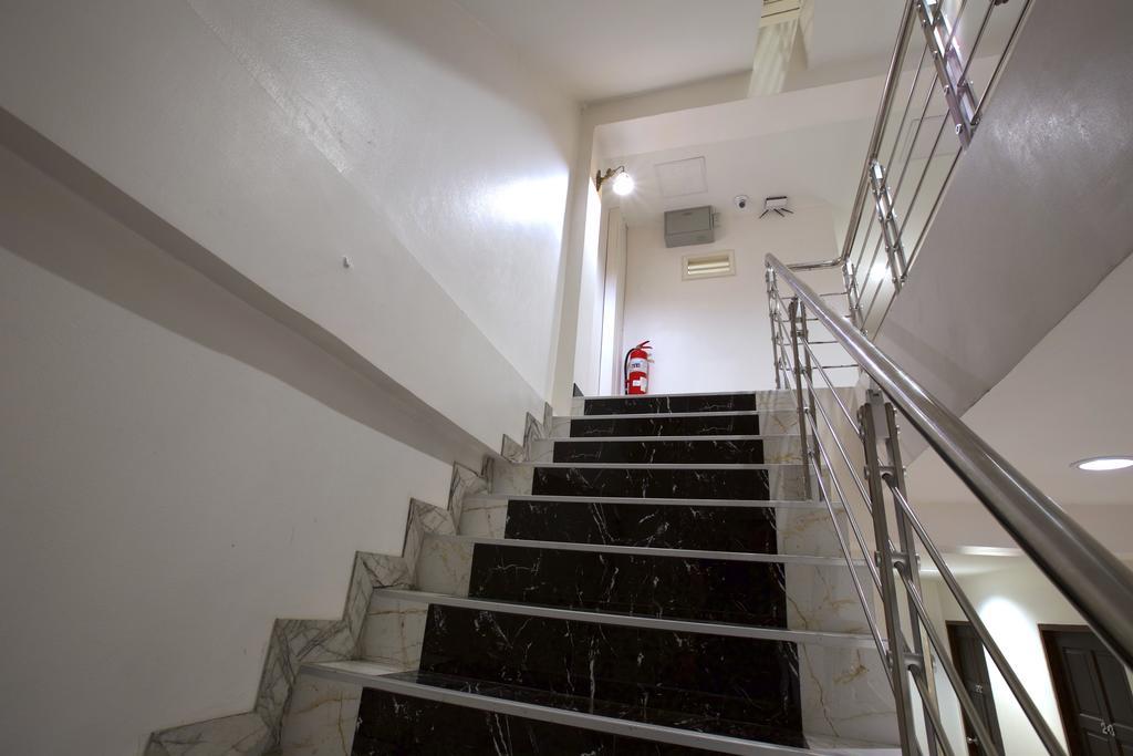 Katesiree House Hotel Pattaya Ngoại thất bức ảnh