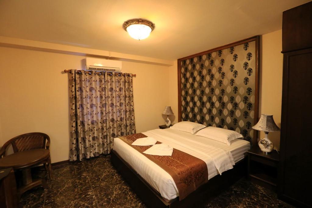Katesiree House Hotel Pattaya Ngoại thất bức ảnh